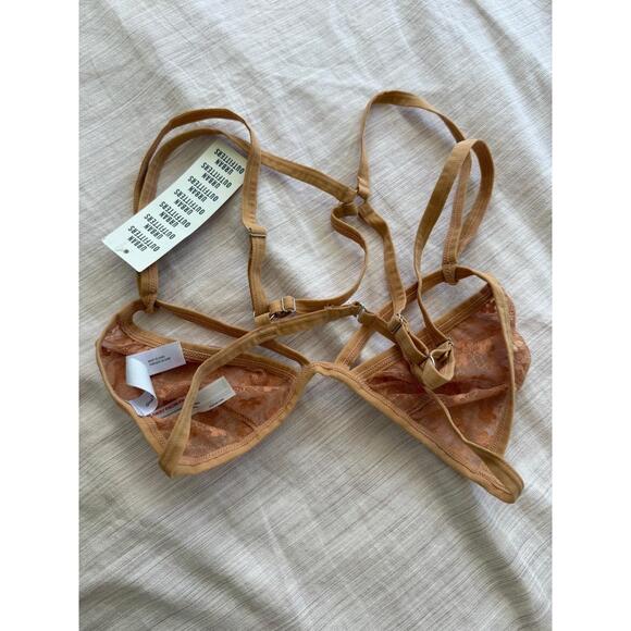 NWT Urban Outfitters Floral Lace Strappy Bralette small - Picture 2 of 3